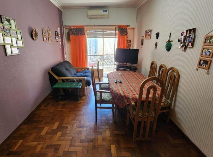 Venta Depto. 4 ambientes con balcón Caballito 1