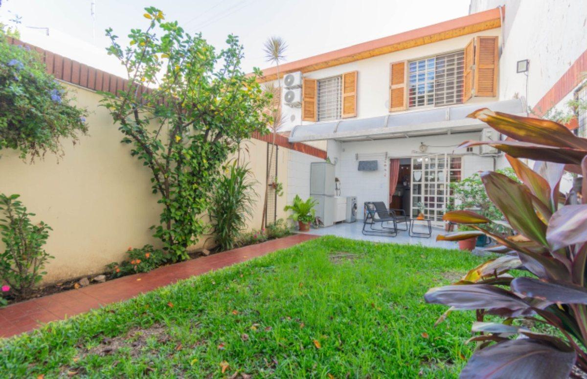 VENTA DÚPLEX C/COCHERA, JARDÍN, QUINCHO EN ALMAGRO