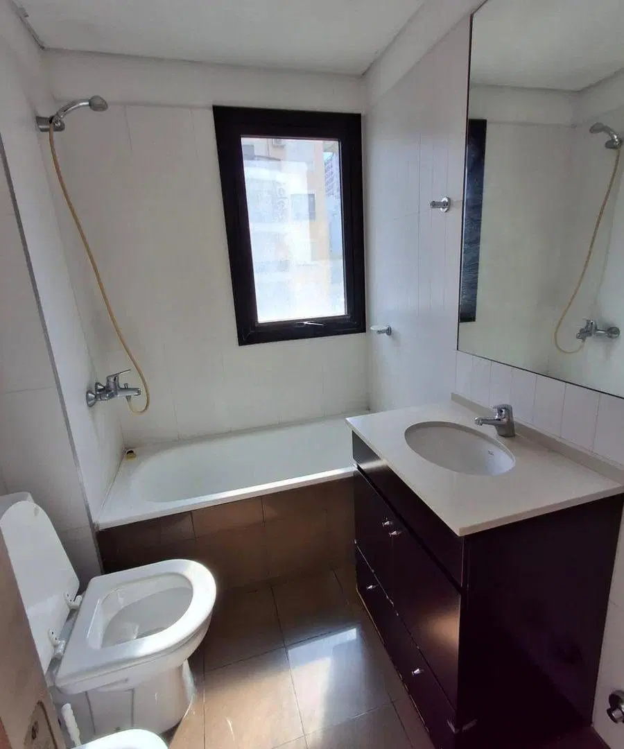 Departamento en alquiler en V.Urquiza 2 amb c/seg 5