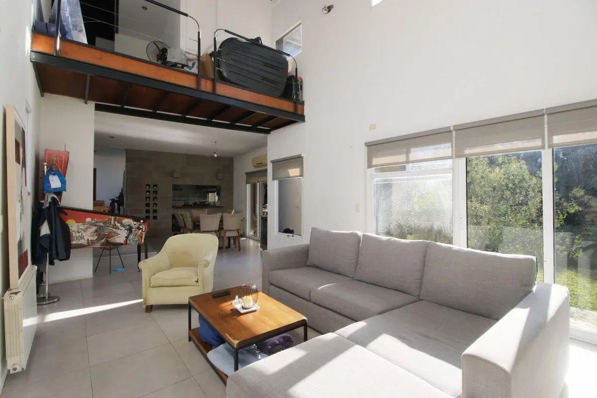 Casa 4 dormitorios + escritorio - Apto credito 3