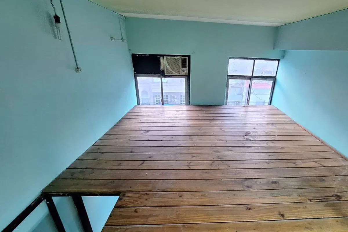 VENTA monoambiente/ entrepiso COCHERA Constitución 2