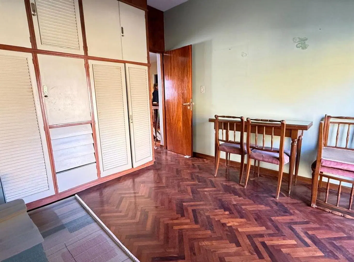 VENTA CASA 4 AMB ESCRITORIO PATIO COCHERA BARRACAS 2