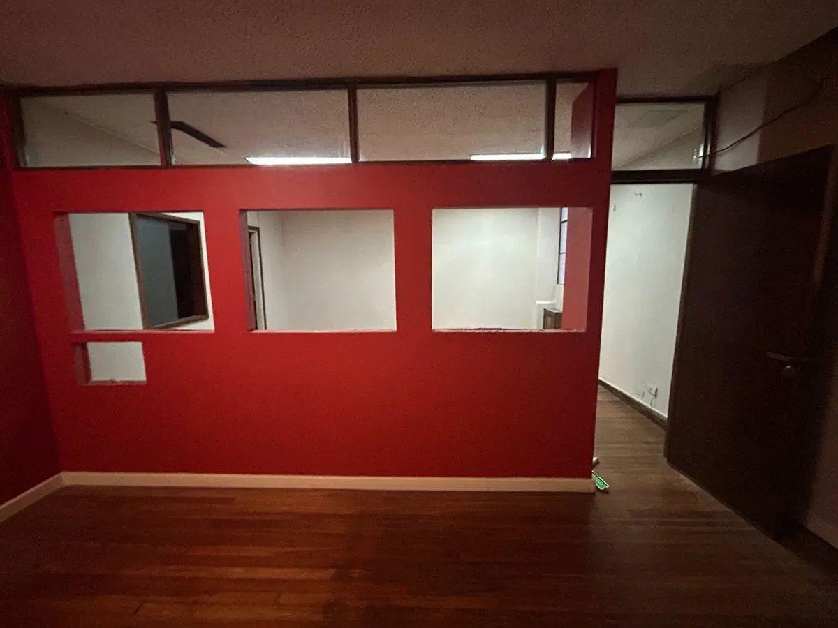 VENDE OFICINA 5 DESPACHOS MICROCENTRO 5