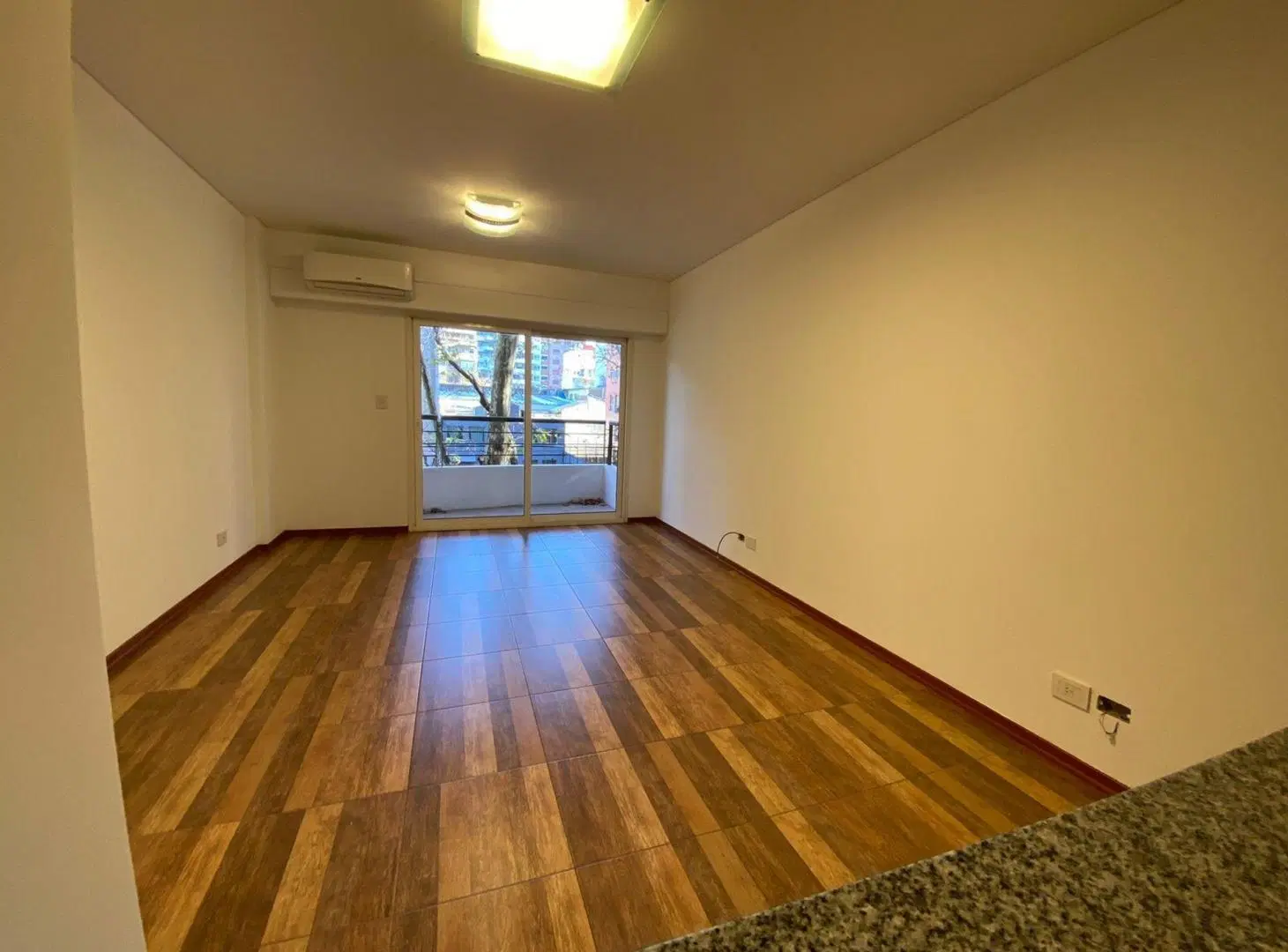 ALQUILER MONOAMBIENTE BALCON VILLA URQUIZA 2