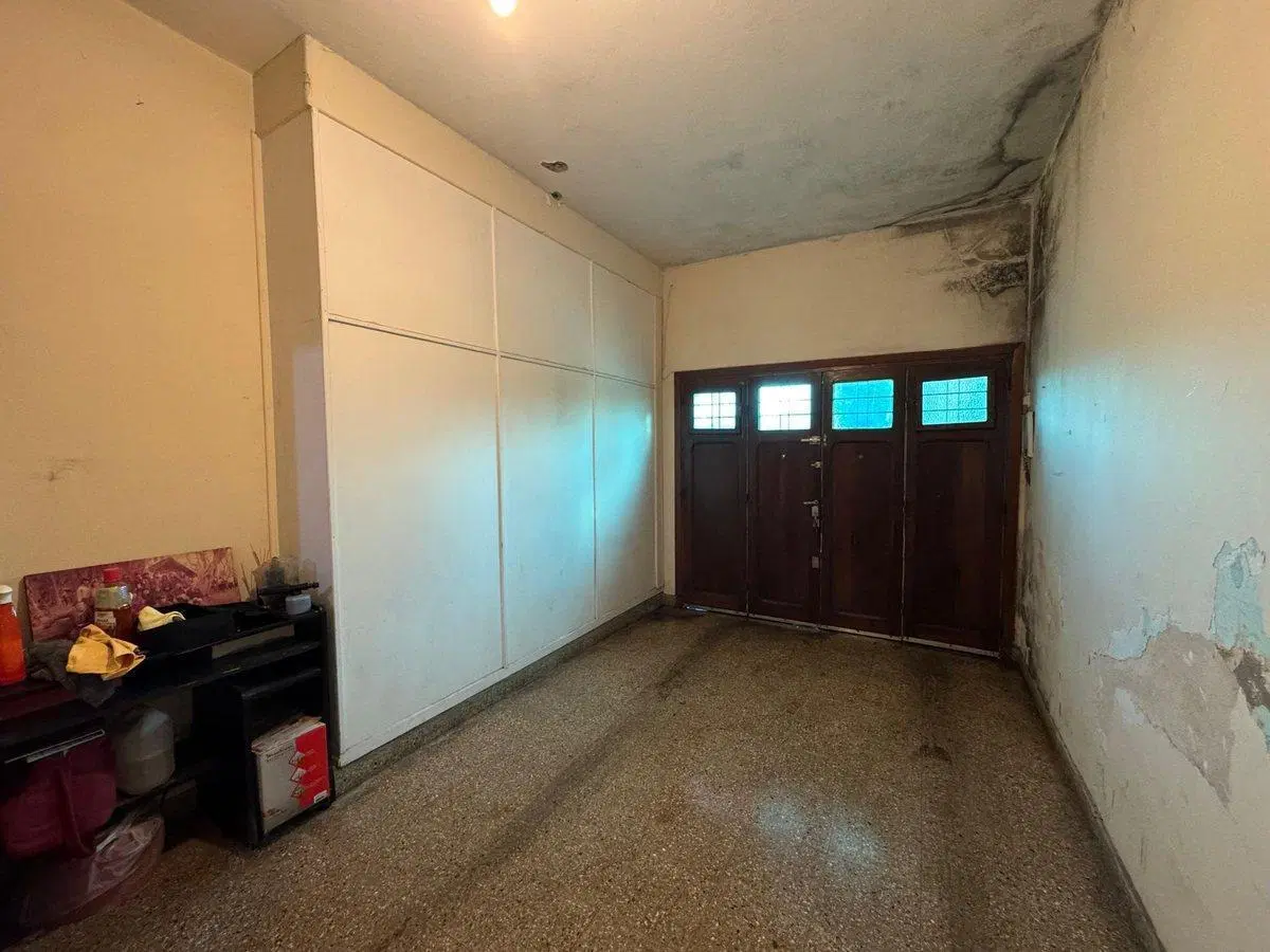 Venta Casa 4 Amb. Cochera, Patio (Acepta Permuta) 5
