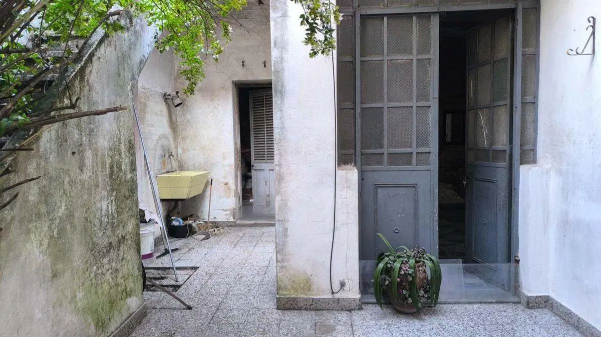 CASA 2 PLANTAS, JARDIN , PATIO Y GARAGE 5 AMB. 2