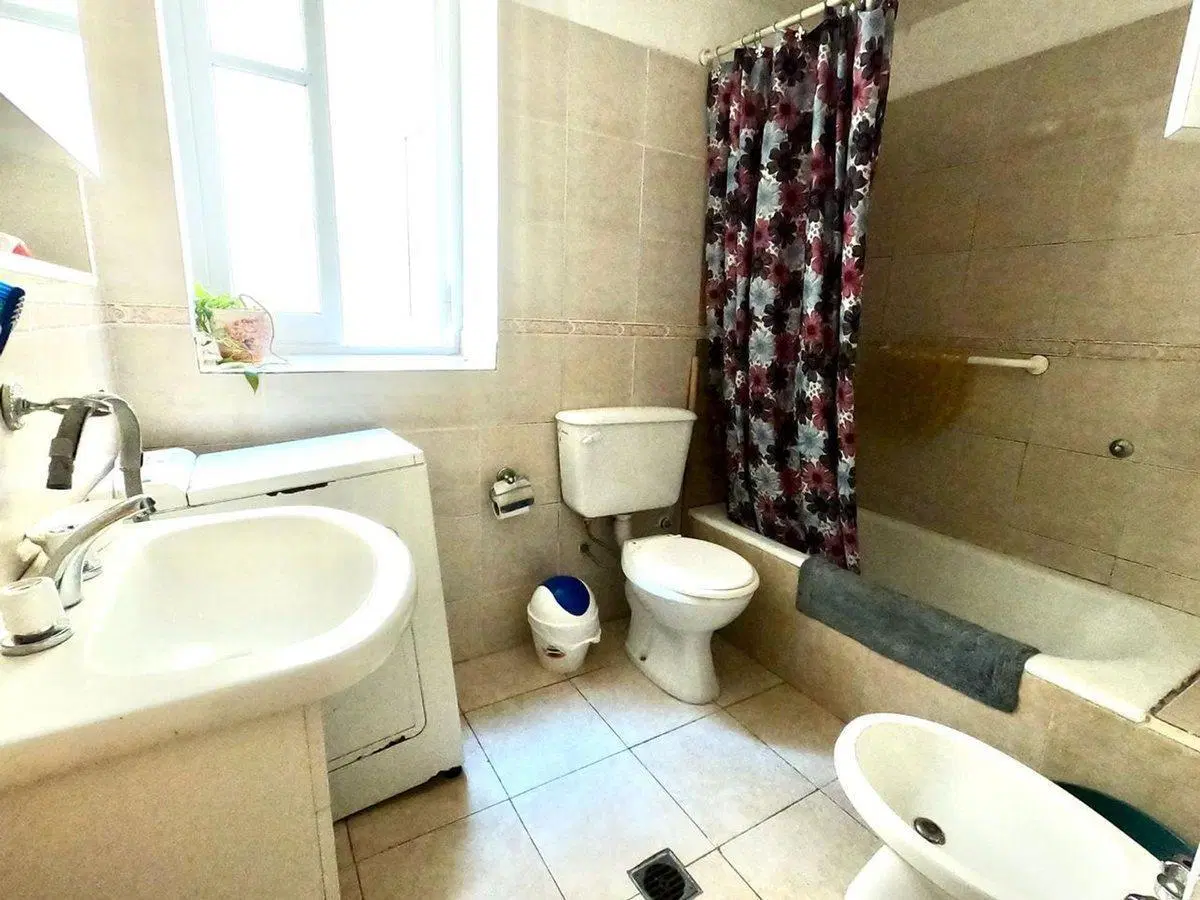 Departamento a la venta de 3 amb. en Balvanera 5