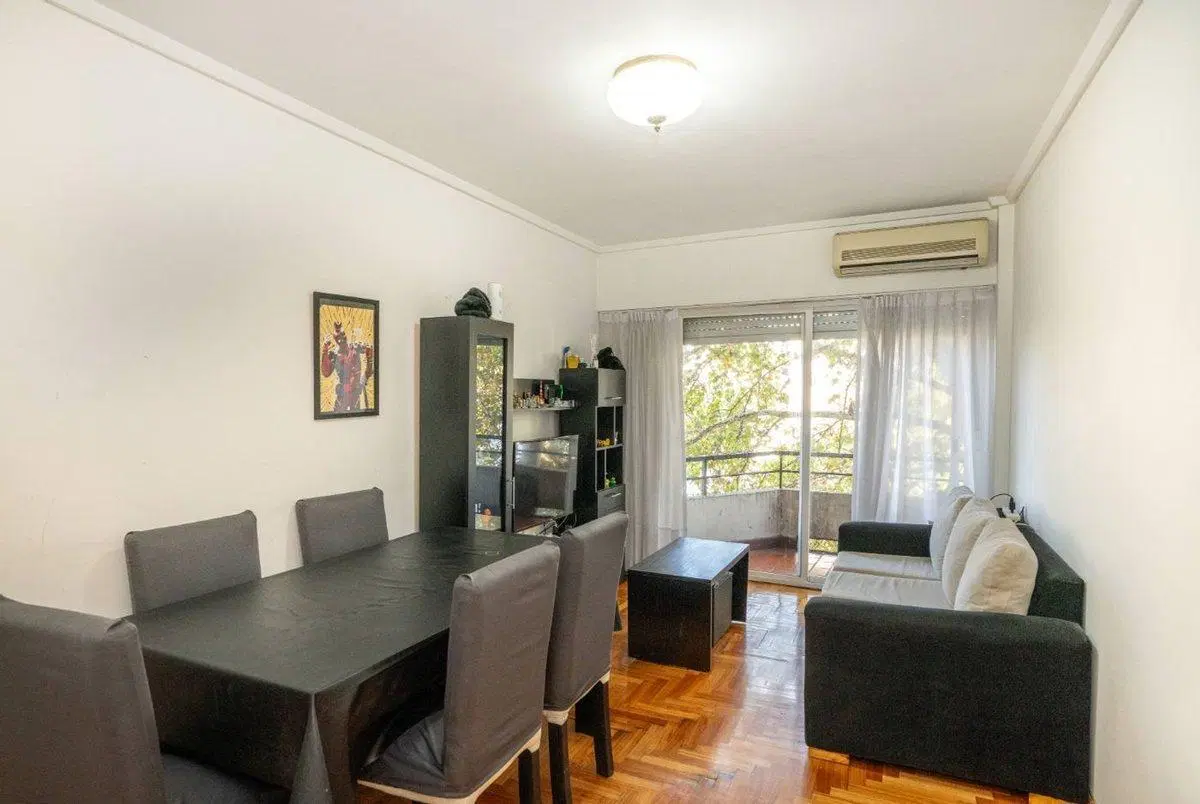 VENTA DEPARTAMENTO TRES AMBIENTES EN FLORESTA 4