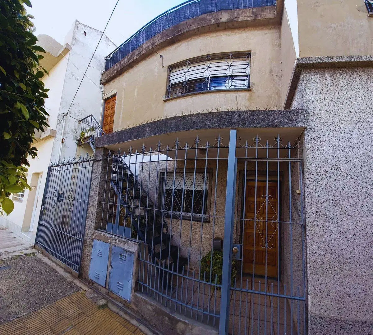 VENTA CASA TIPO PH CON COCHERA Y PATIO, SAN JUSTO 2