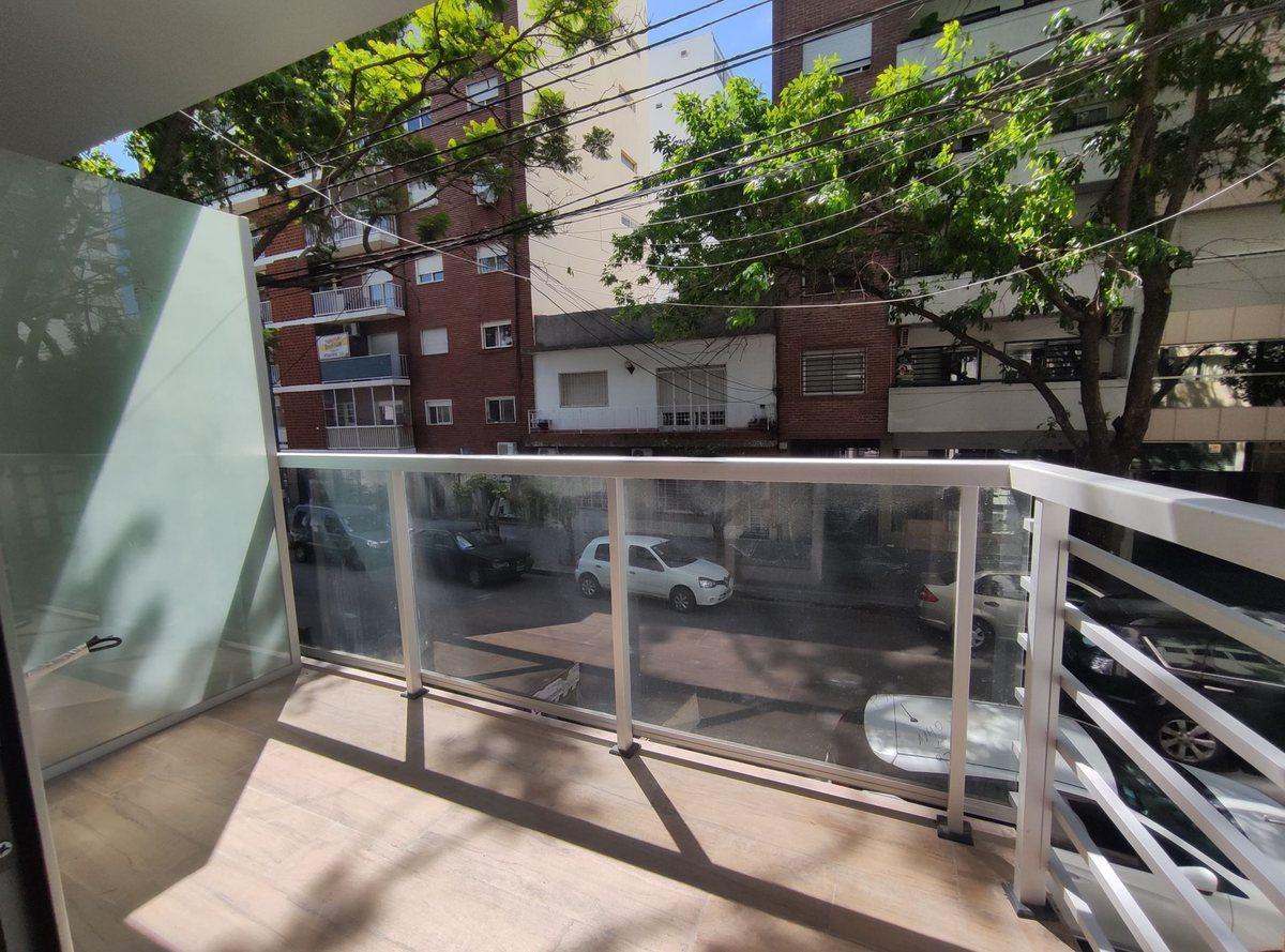 Venta monoambiente 2 balcones Nuñez