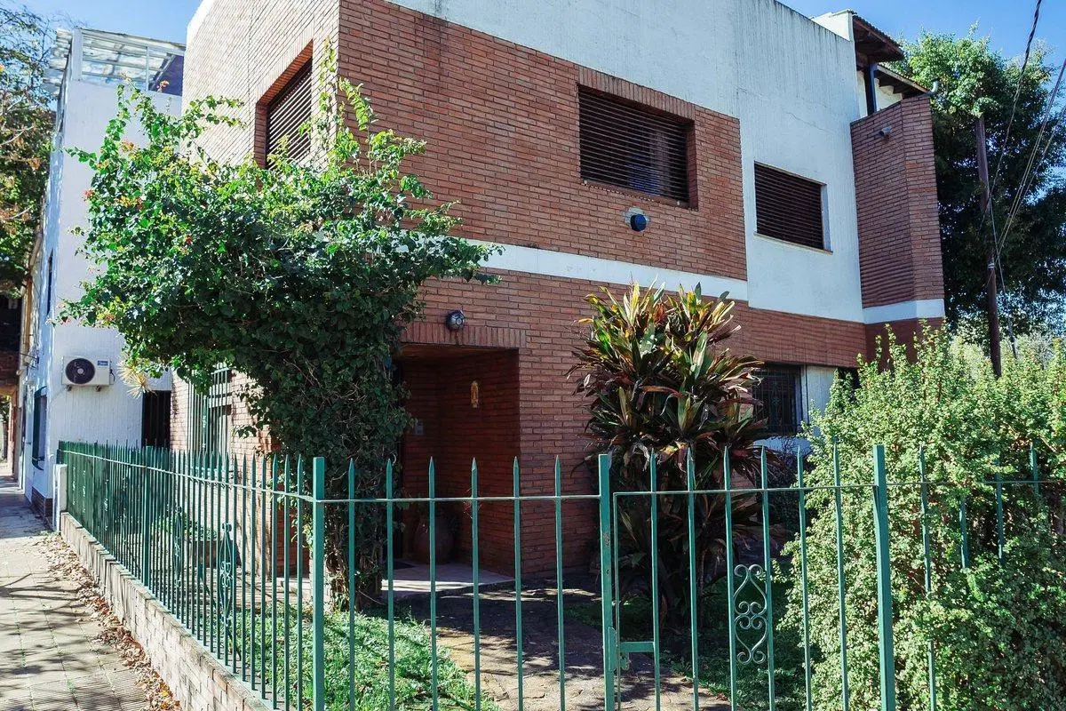 Venta casa multi Familia en Florida Oeste! 4
