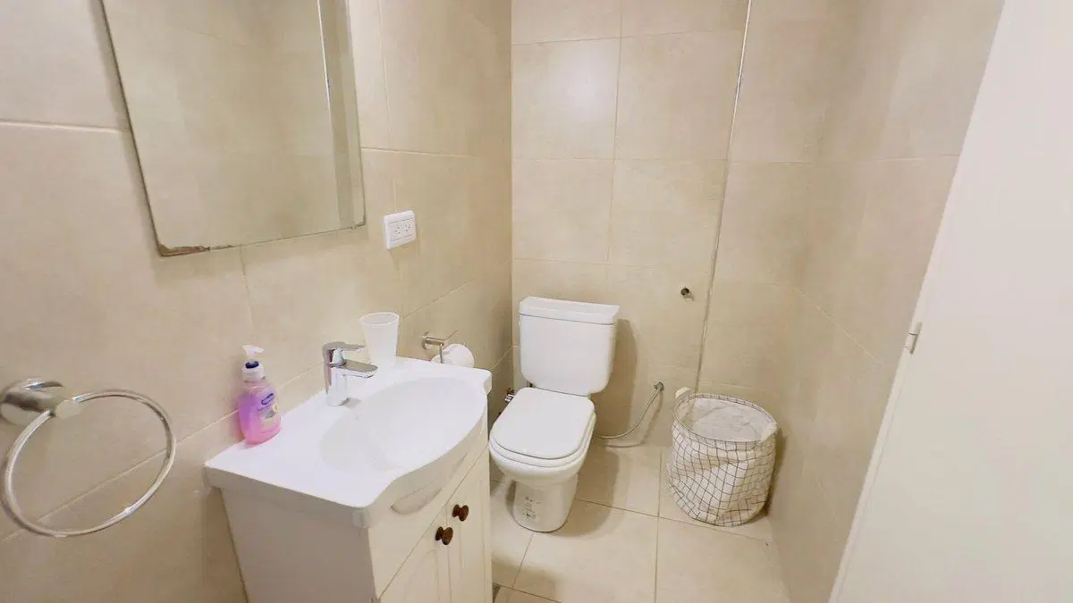 VENTA MONOAMBIENTE - AMOBLADO CON BALCON 2