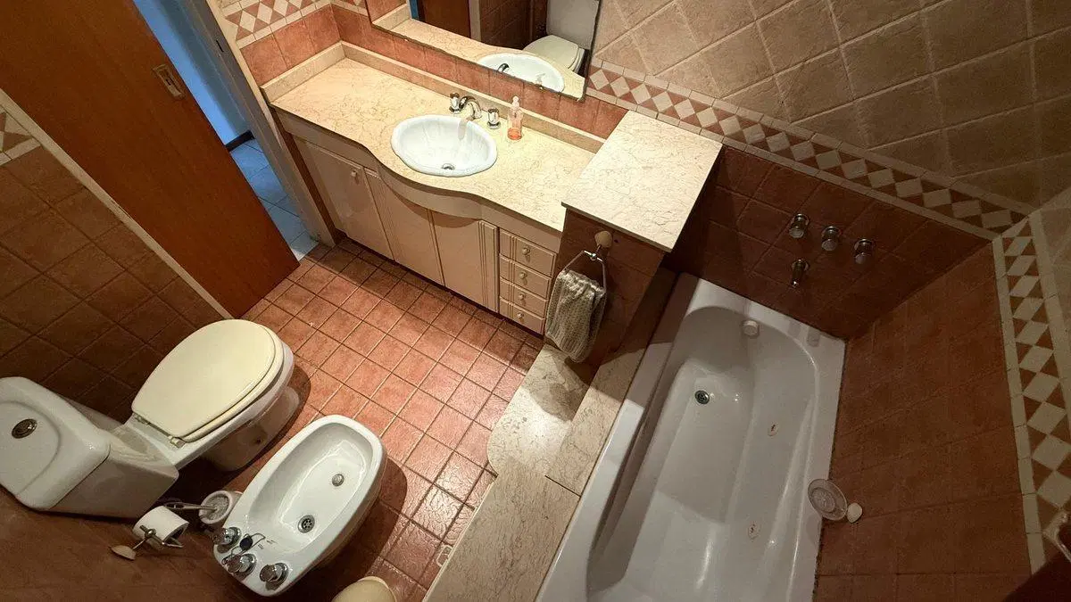 VENTA CASA TRIPLEX 4 AMBIENTES LANUS ESTE PARRILLA 2