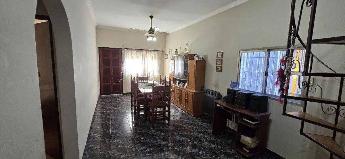 Venta Casa  multifamiliar  Ramos Mejia 3