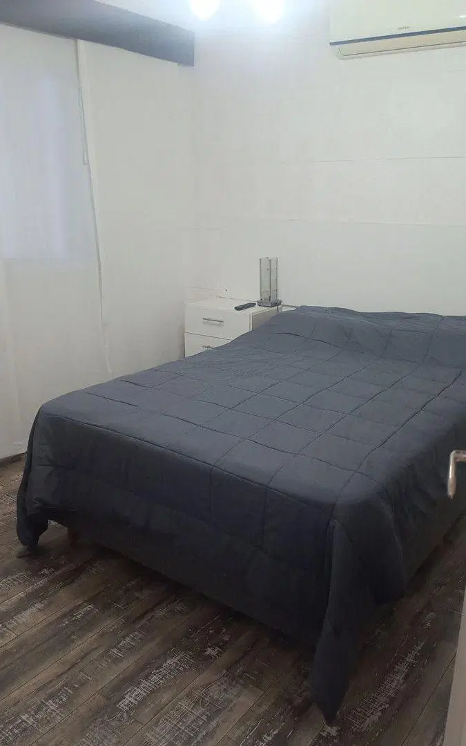 VENTA CASA 5 AMB CON PILETA, REMODELADA, C. EVITA 5