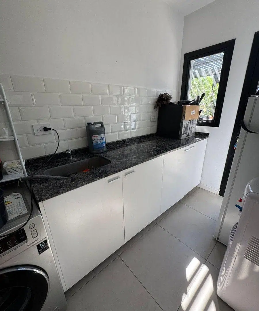 Venta de casa en Santa Emilia Pilar del Este! 2