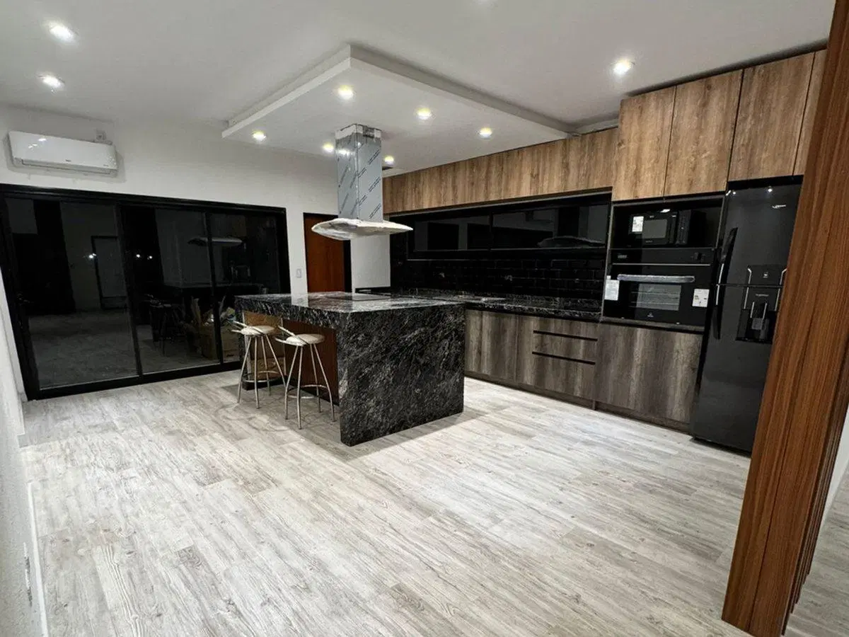 VENTA CASA 4 AMB PILETA CRUZ DEL SUR, SAN VICENTE 3