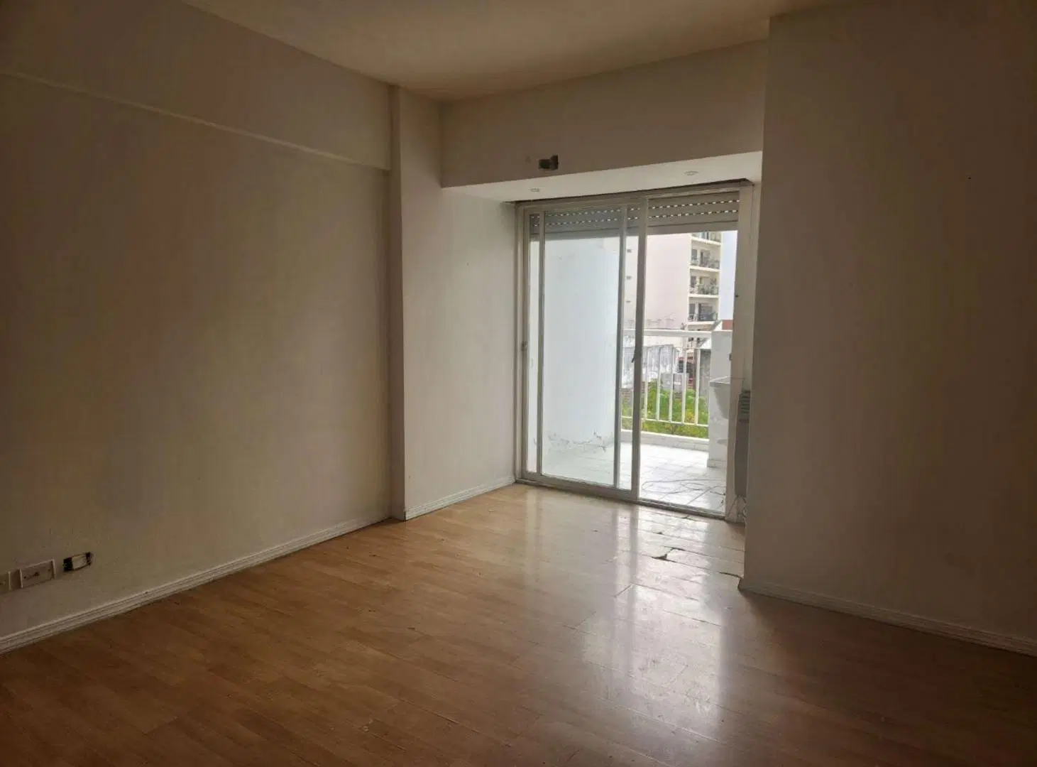 Monoambiente con balcón aterrazado en Boedo 2