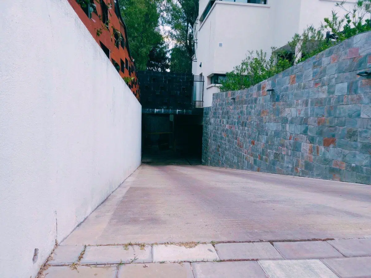 VENTA COCHERA CUBIERTA EN SOTAVENTO, CANNING 3