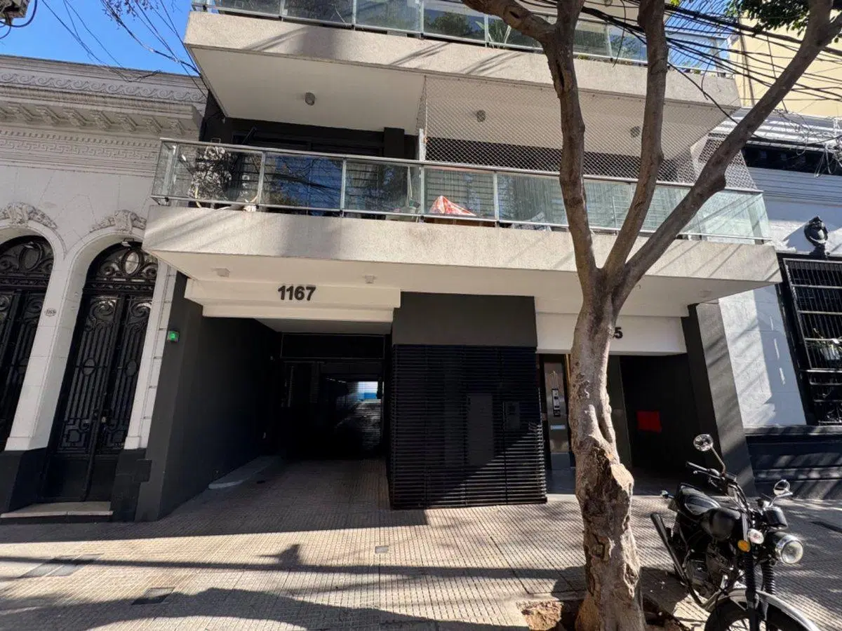 Cochera en venta en Boedo 4