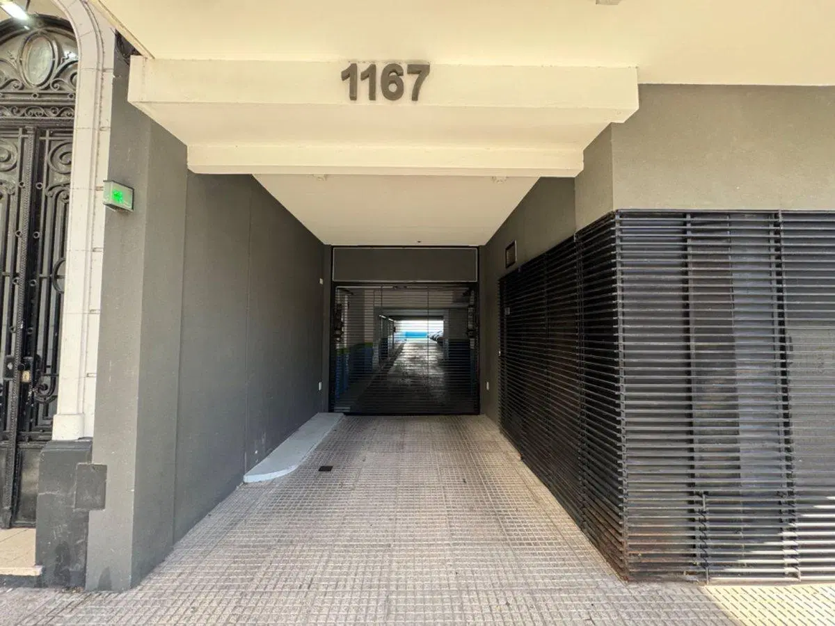 Cochera en venta en Boedo 3
