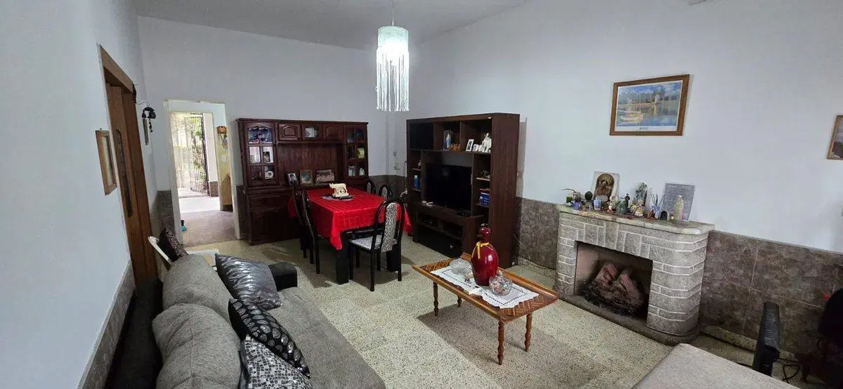 Casa 3 amb C/fondo,quincho,parrilla,cochera, y dpt 3