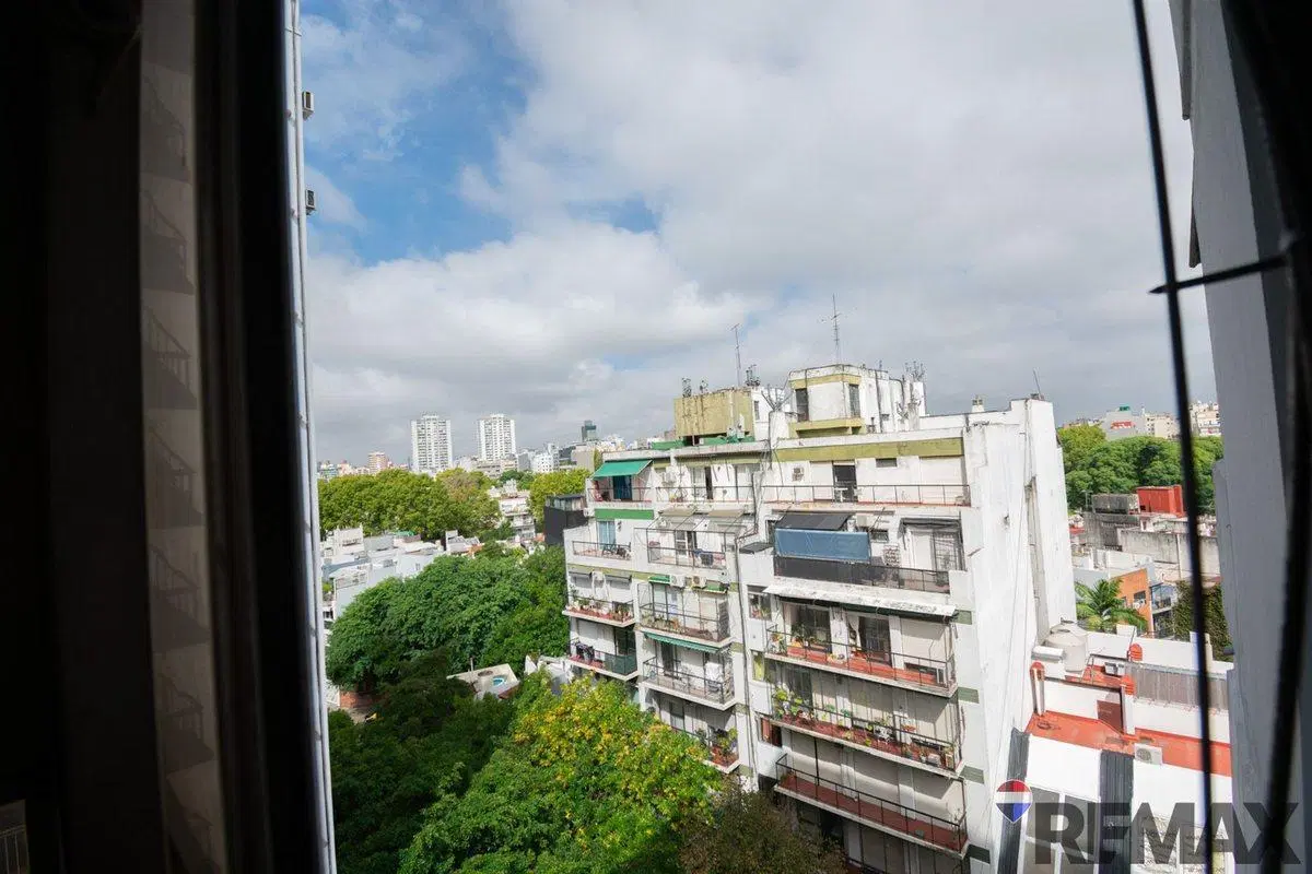 Venta 3amb + escritorio con balcon en Colegiales. 2