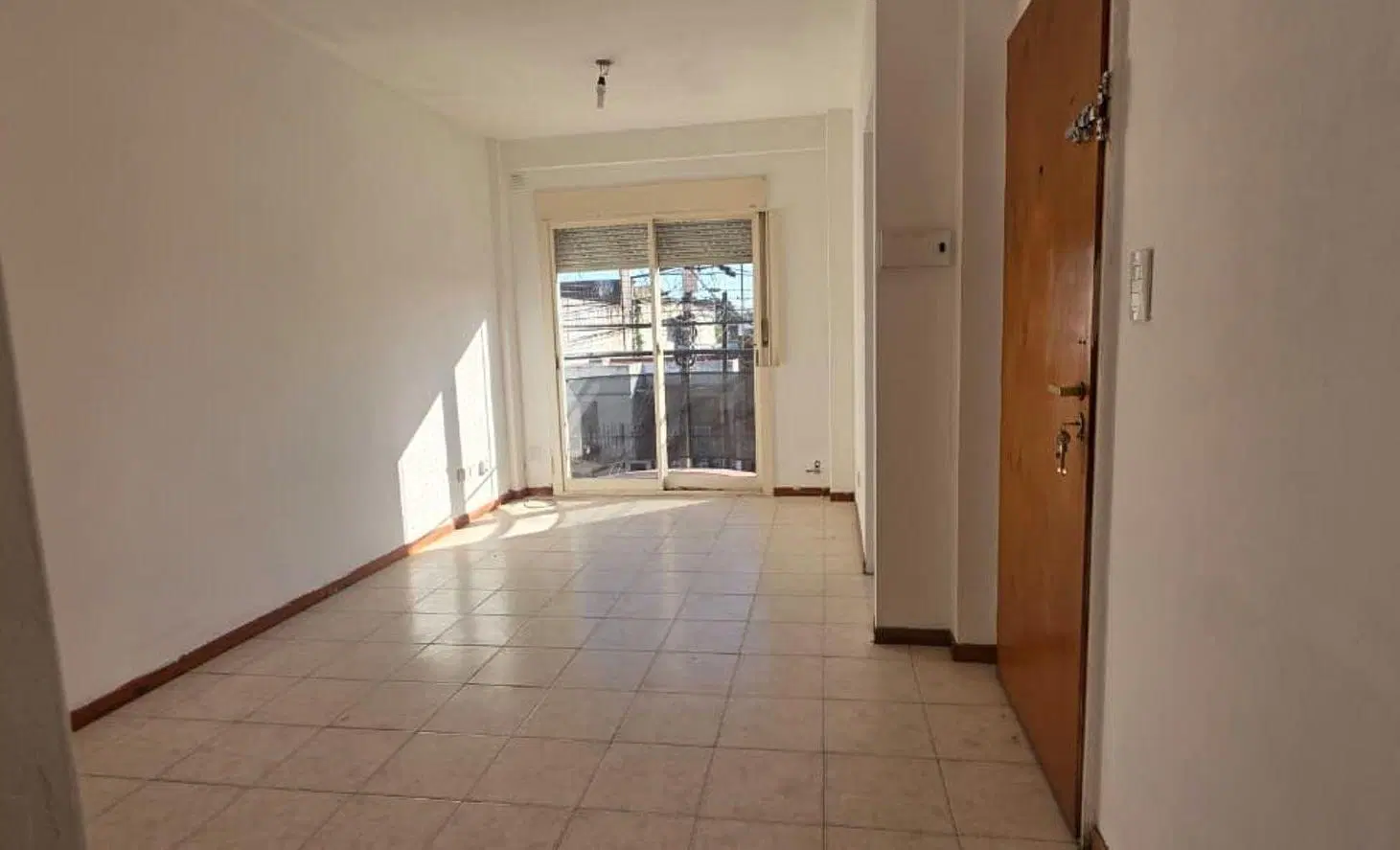 Venta dpto 2 ambientes balcón Caseros apto cred 5