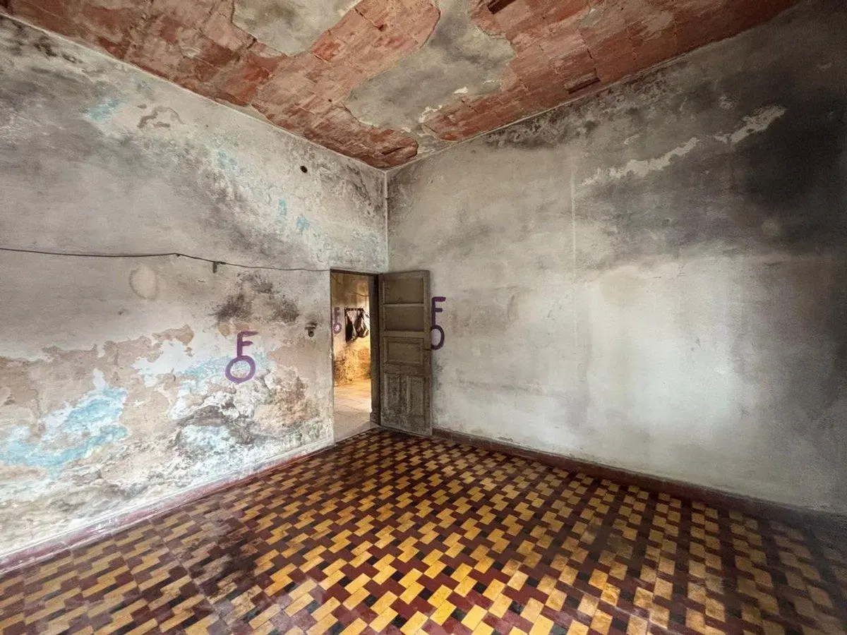 Casa  en venta 3 amb a reciclar en Castelar Morón 4