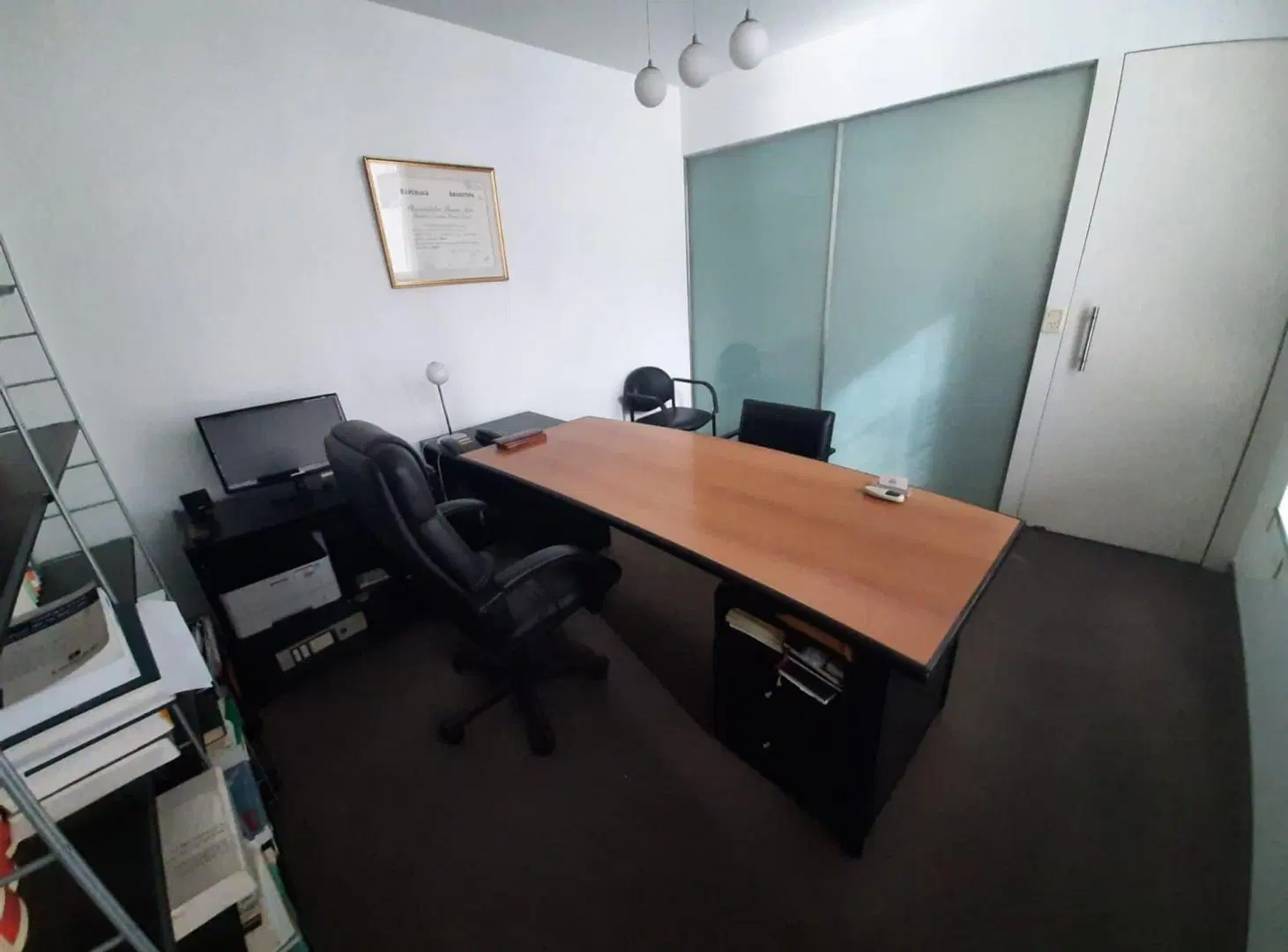 Venta de oficina en Juan Domingo Peron 1500 5