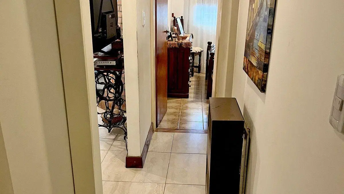 Venta Casa Boulogne 5 amb cochera jardin y pileta 3