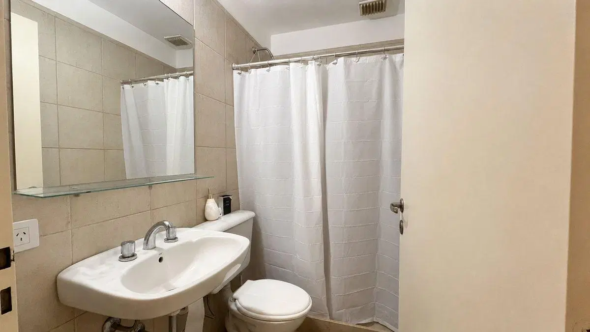 VENTA DPTO 3 AMB JARDIN COCHERA en PB. PILAR 5