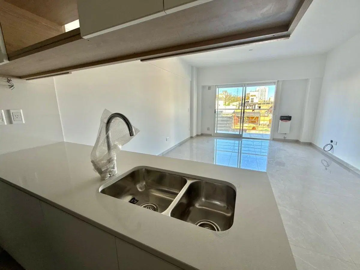 VENTA MONOAMBIENTE A ESTRENAR –VILLA GENERAL MITRE 3