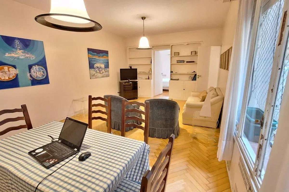 VENTA - depto 4 ambientes + dependencia - RECOLETA 5