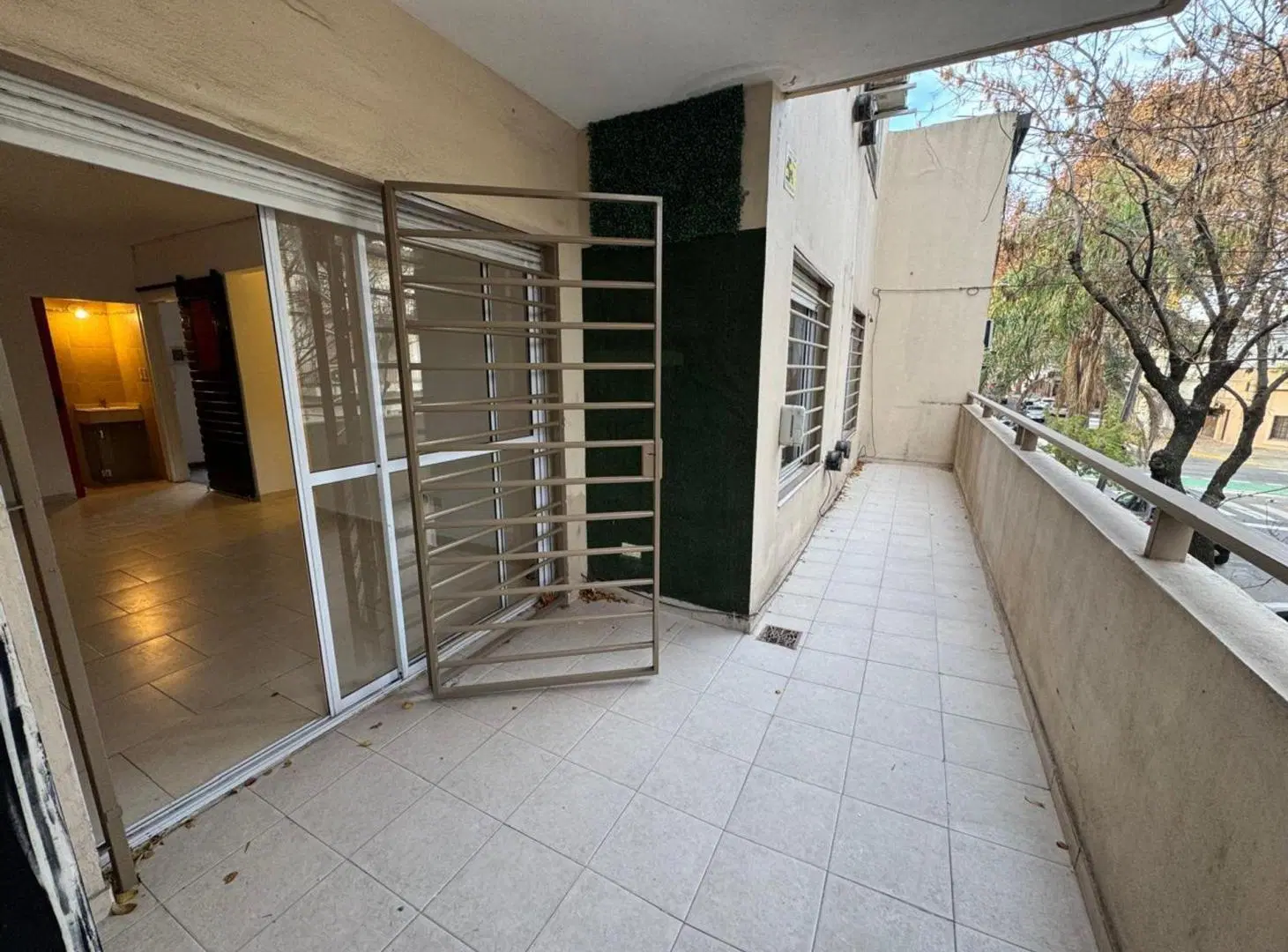 ALQUILER DEPTO 3 AMBIENTES CON COCHERA EN SAAVEDRA 3