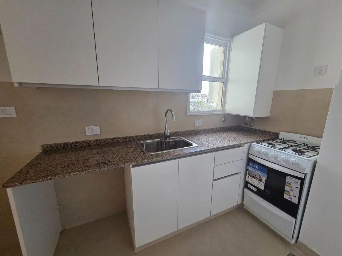 VENTA DEPTO BELGRANO 3 AMB BALCON - A NUEVO 6ª 3