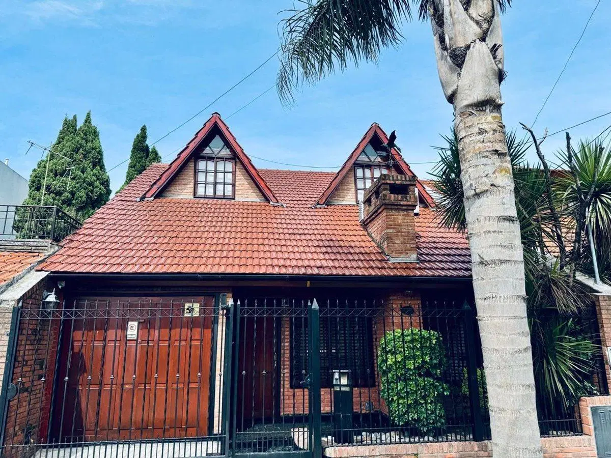 VENTA CASA 5 AMB RAMOS MEJÍA 2