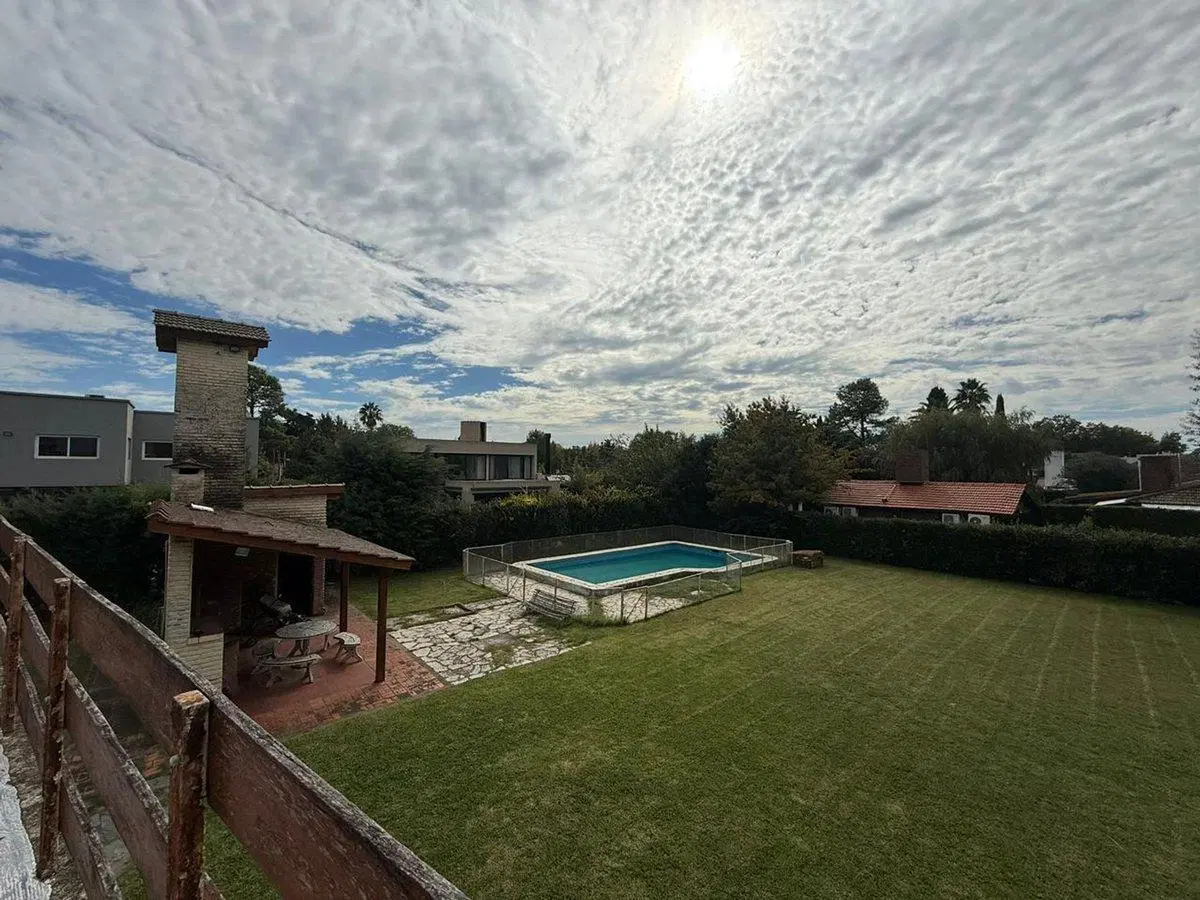 VENTA CASA EN COUNTRY LOS MAPUCHES 5