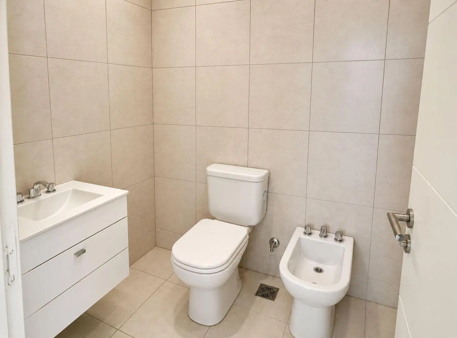3 ambientes en venta - Colegiales - Apto Crédito 4