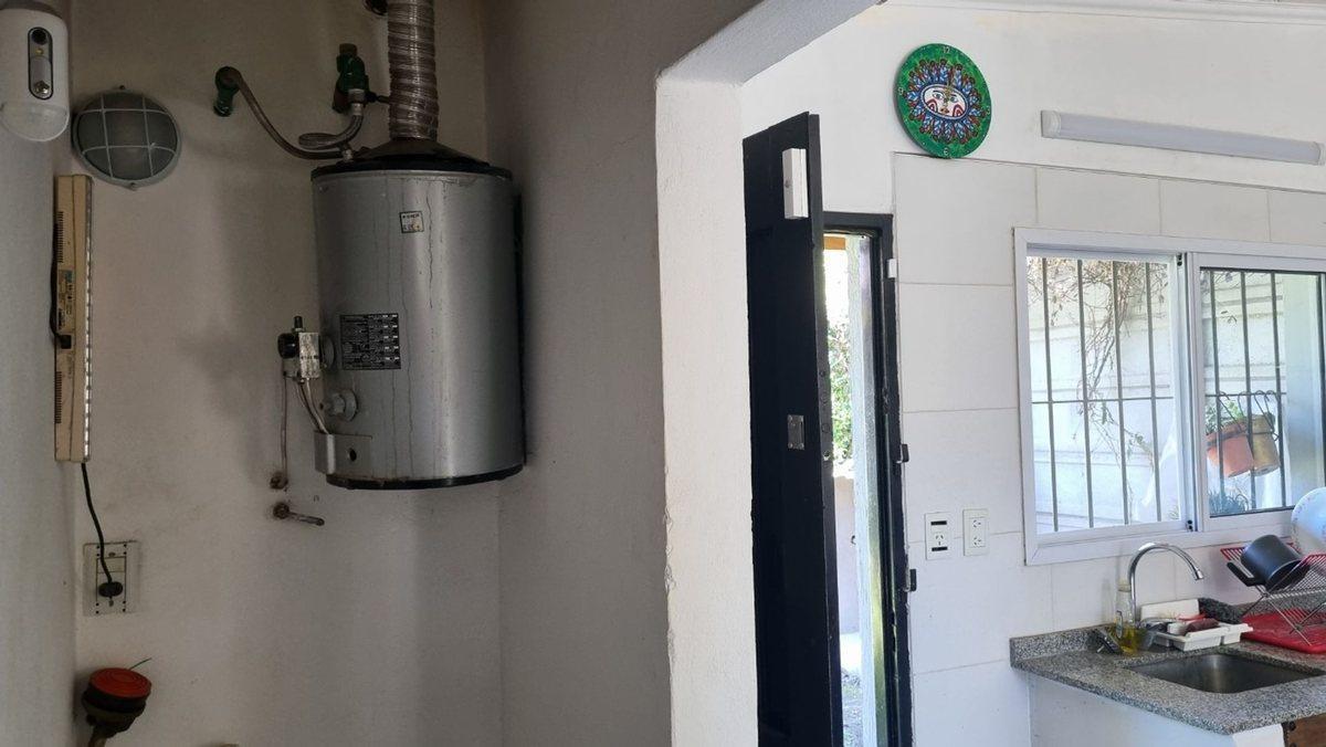 Foto de Venta Casa con pileta quincho La reja APTO CREDIT0, imagen 1