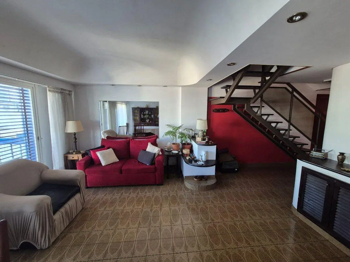VENTA DUPLEX 4 AMB CON COCHERA BELGRANO R 2