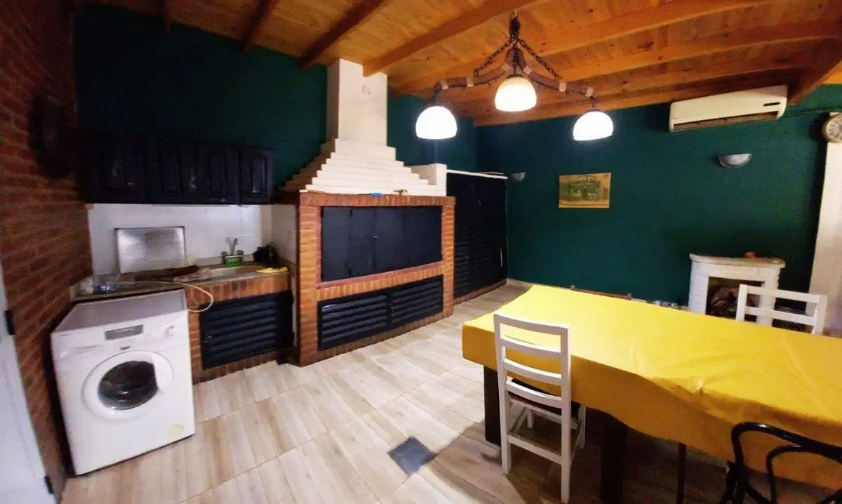 VENTA CASA 5 AMB CON PILETA,BARRIO LA CELIA,EZEIZA 5