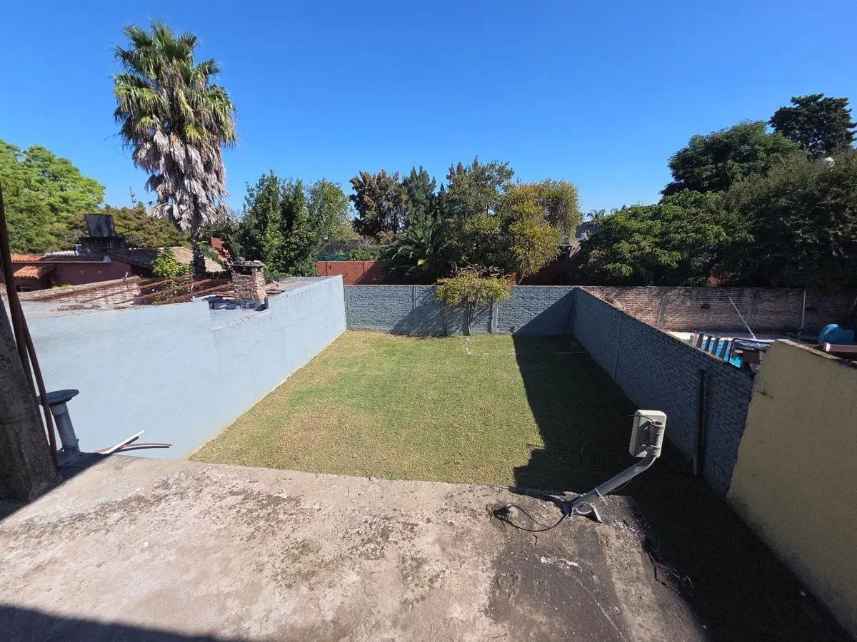 VENTA CASA CON POTENCIAL Y GRAN FONDO, SAN MIGUEL 3