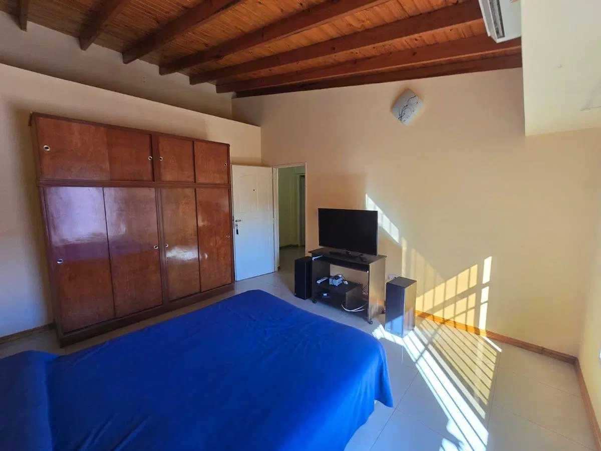 VENTA MULTIFAMILIAR 3 UNIDADES  318M2 3