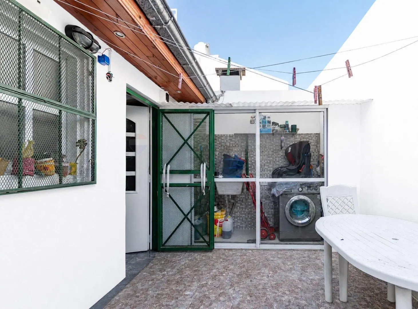 PH 4 AMBIENTES -PATIO LAVADERO COCHERA.TODO LUZ- 5