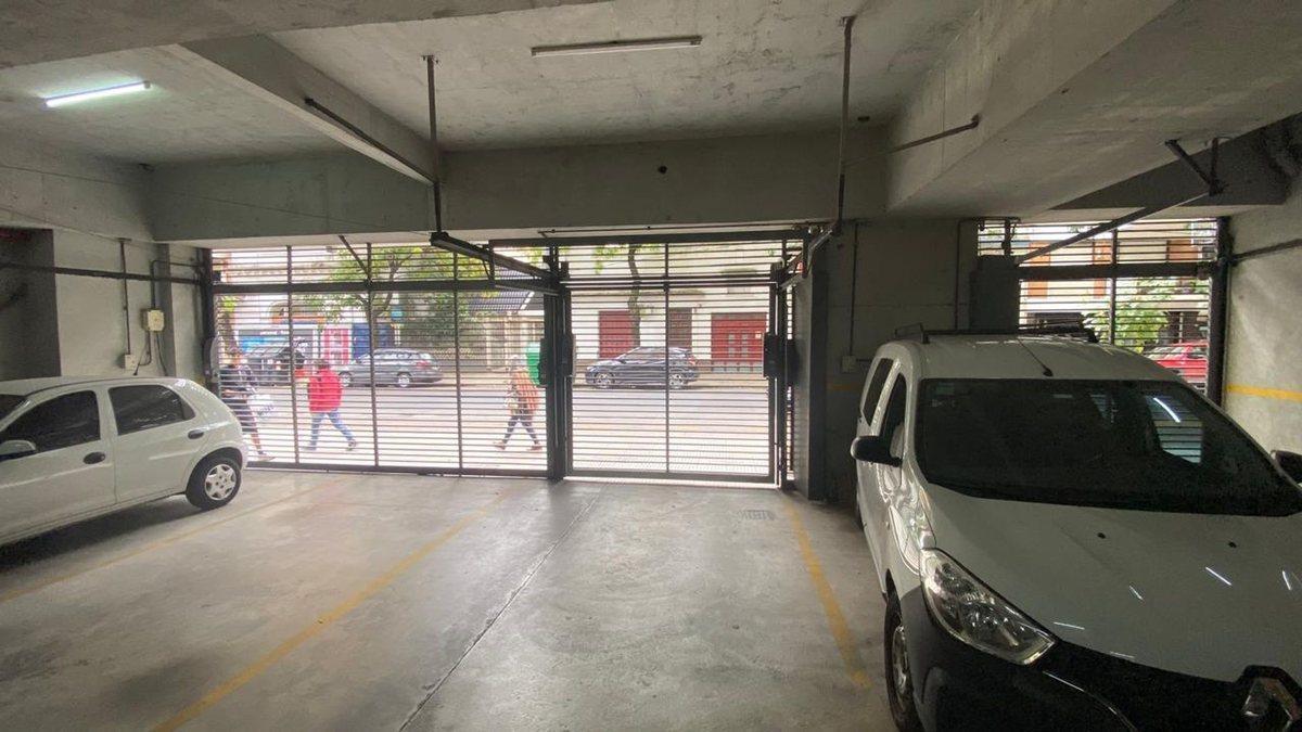 Foto de Venta - cochera c/ acceso independiente - Almagro, imagen 4