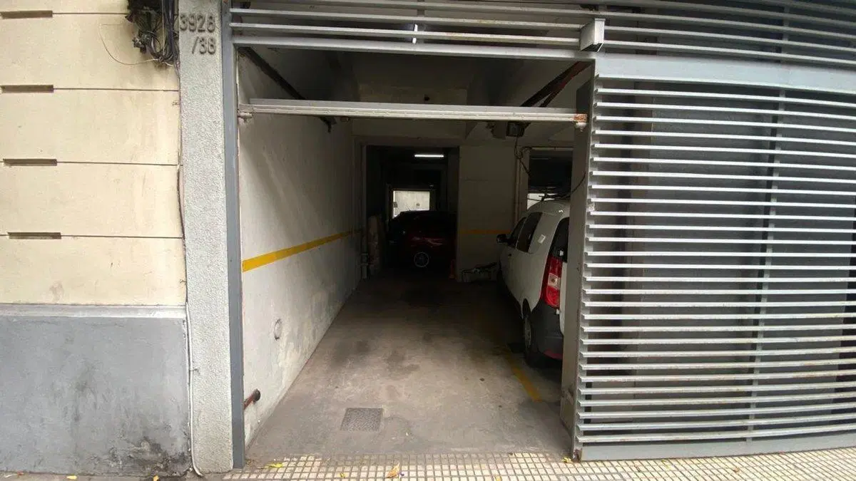 Venta - cochera c/ acceso independiente - Almagro 5