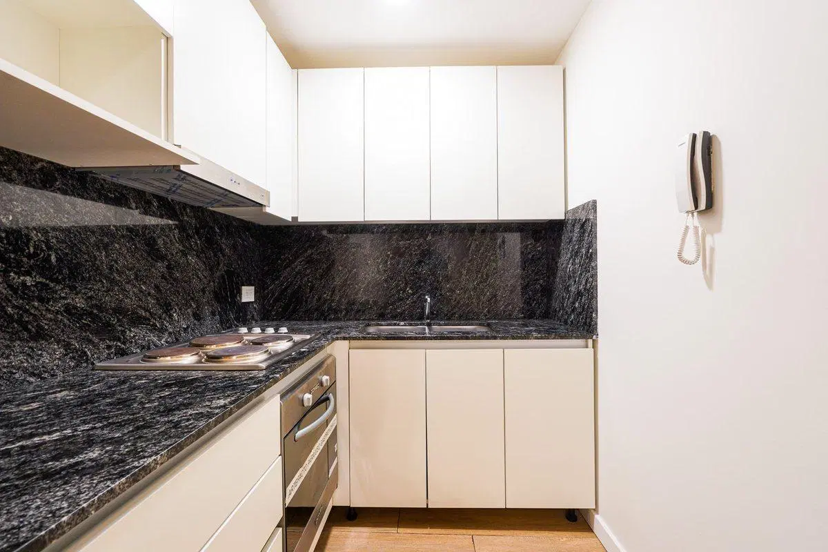 VENTA MONOAMBIENTE DIVISIBLE EN PARQUE CHAS 3