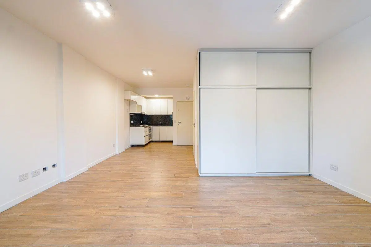 VENTA MONOAMBIENTE DIVISIBLE EN PARQUE CHAS 5