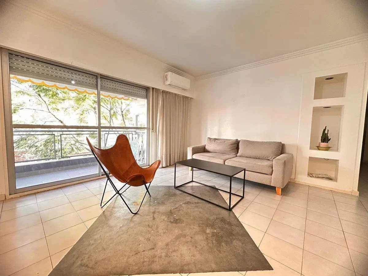 Venta departamento 4 ambientes con cochera-PALERMO 3